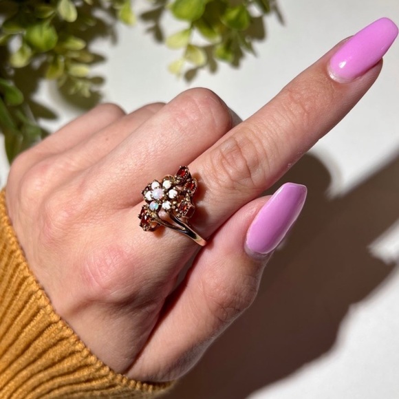 Antique Estate Fire Opal Ring Solid 10K Gold Estate Flower Setting Opals/Garnets - Picture 4 of 13